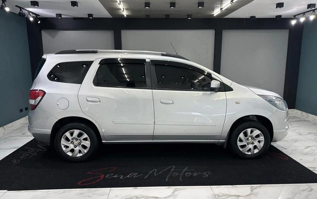 imagem-https://www.socarrao.com.br/sc-vehicle-images-prod/2762821/1789661617719-8284870_4_B_4a9e47bde8.jpeg