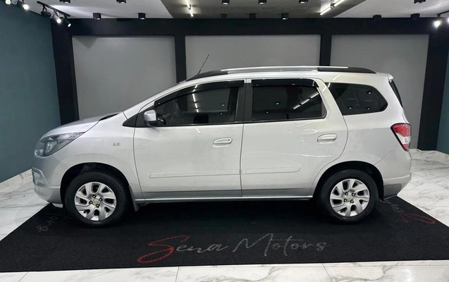 imagem-https://www.socarrao.com.br/sc-vehicle-images-prod/2762821/1789661617723-8284870_8_B_7cf2d9d93c.jpeg