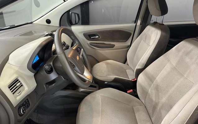 imagem-https://www.socarrao.com.br/sc-vehicle-images-prod/2762821/1789661617728-8284870_11_B_3fb45b0f69.jpeg