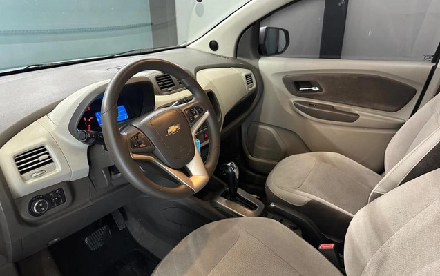 imagem-https://www.socarrao.com.br/sc-vehicle-images-prod/2762821/1789661617730-8284870_12_B_b106aec040.jpeg