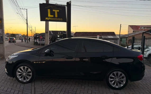 imagem-https://www.socarrao.com.br/sc-vehicle-images-prod/2762827/1784576604678-V2hhdHNBcHAgSW1hZ2UgMjAyNi0wNy0xNSBhdCAxOC4wMi41MyAoMSkuanBlZw.jpeg
