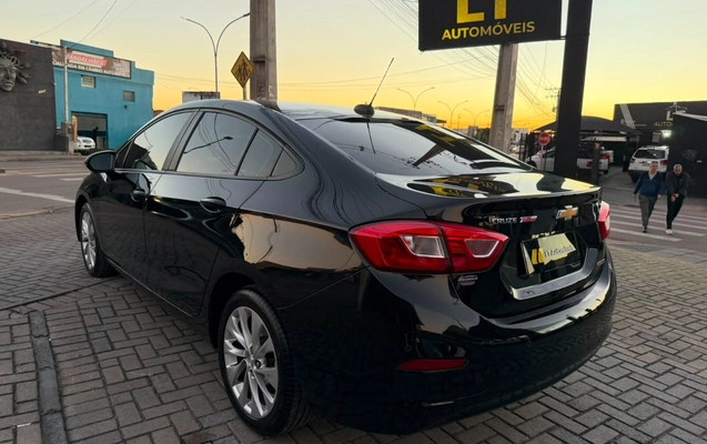 imagem-https://www.socarrao.com.br/sc-vehicle-images-prod/2762827/1784576604936-V2hhdHNBcHAgSW1hZ2UgMjAyNi0wNy0xNSBhdCAxOC4wMi41My5qcGVn.jpeg
