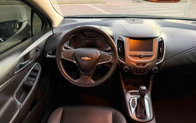 imagem-https://www.socarrao.com.br/sc-vehicle-images-prod/2762827/1784576605202-V2hhdHNBcHAgSW1hZ2UgMjAyNi0wNy0xNSBhdCAxOC4wMi41NCAoMikuanBlZw.jpeg