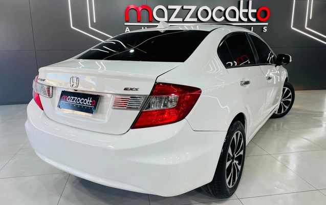 imagem-https://www.socarrao.com.br/sc-vehicle-images-prod/2762969/1784577260732-003_333c05f2db64a79ec2a9e6ed1411d420.jpeg