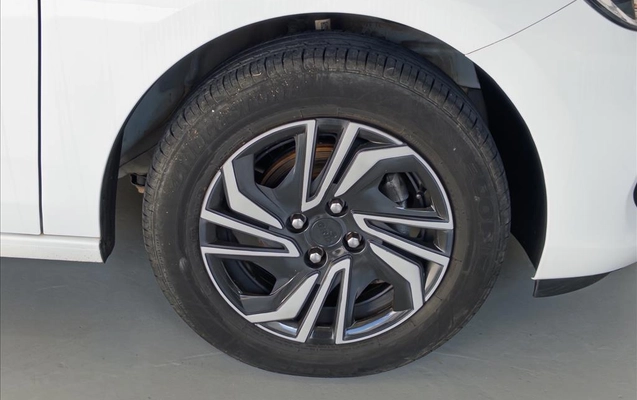 imagem-https://www.socarrao.com.br/sc-vehicle-images-prod/2763146/1788382367895-054cab2f-555e-4d5b-8785-75d7df1f861120260902174733.jpeg