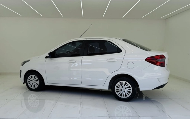 imagem-https://www.socarrao.com.br/sc-vehicle-images-prod/2763614/1784579312044-vehicle_image_1784578869_abde755d47e9fb8bb4e16d62920bbc07.jpeg