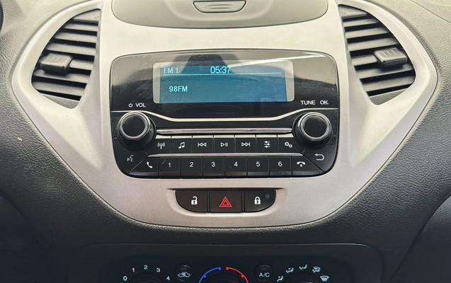 imagem-https://www.socarrao.com.br/sc-vehicle-images-prod/2763614/1784579312054-vehicle_image_1784578899_5b5222149cf6b28d431b00adcda2952e.jpeg