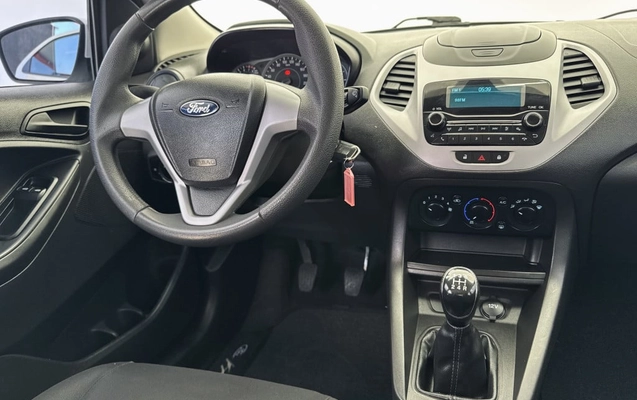 imagem-https://www.socarrao.com.br/sc-vehicle-images-prod/2763614/1784579312055-vehicle_image_1784578902_a51a945d6d33127fca96b0f3e20ec7fd.jpeg