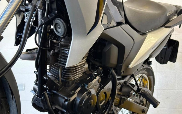imagem-https://www.socarrao.com.br/sc-vehicle-images-prod/2763728/1790011227652-8189398_1_B_c514490d92.jpeg