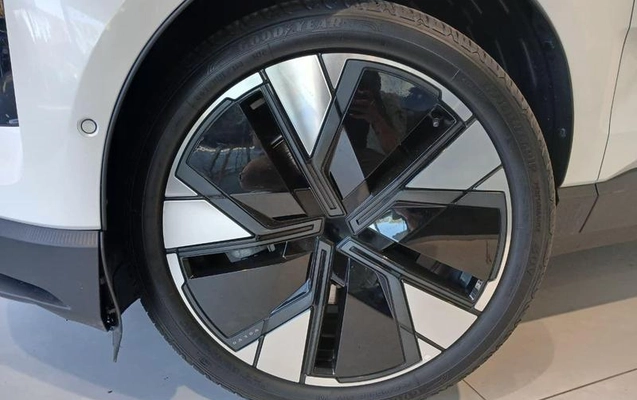 imagem-https://www.socarrao.com.br/sc-vehicle-images-prod/2763874/1787774817339-8298190_11_B_3a028294f8.jpeg