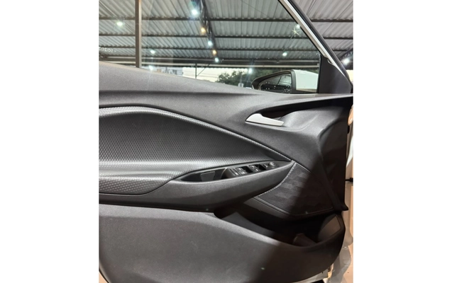 imagem-https://www.socarrao.com.br/sc-vehicle-images-prod/2764199/1784581046962-6_055658.jpg