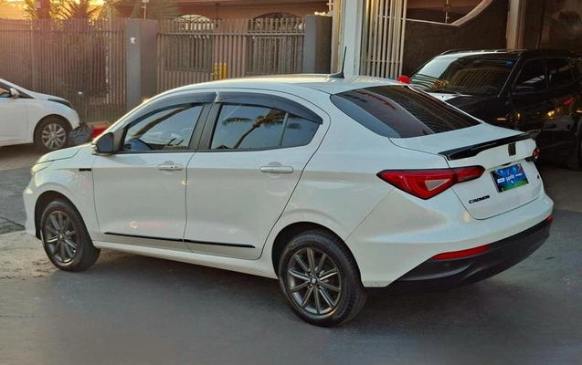 imagem-https://www.socarrao.com.br/sc-vehicle-images-prod/2764225/1788027920771-8295358_6_B_6f591f92c2.jpeg