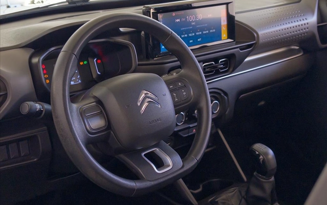 imagem-https://www.socarrao.com.br/sc-vehicle-images-prod/2764375/1784729189871-248db0ff-1f40-4cd1-ae07-df6de43853a620260722105833.jpeg