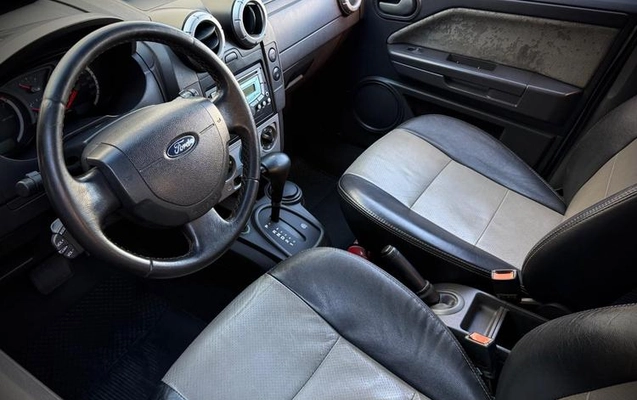 imagem-https://www.socarrao.com.br/sc-vehicle-images-prod/2764865/1784583606278-8298430_13_B_3a077b227a.jpeg