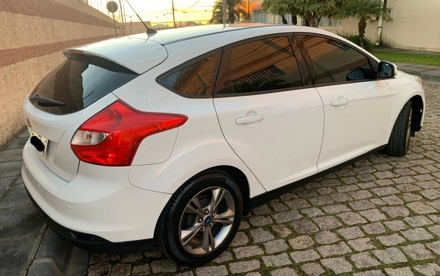 imagem-https://www.socarrao.com.br/sc-vehicle-images-prod/2767894/1785378248775-U0VHVU5EQS5qcGVn.jpeg