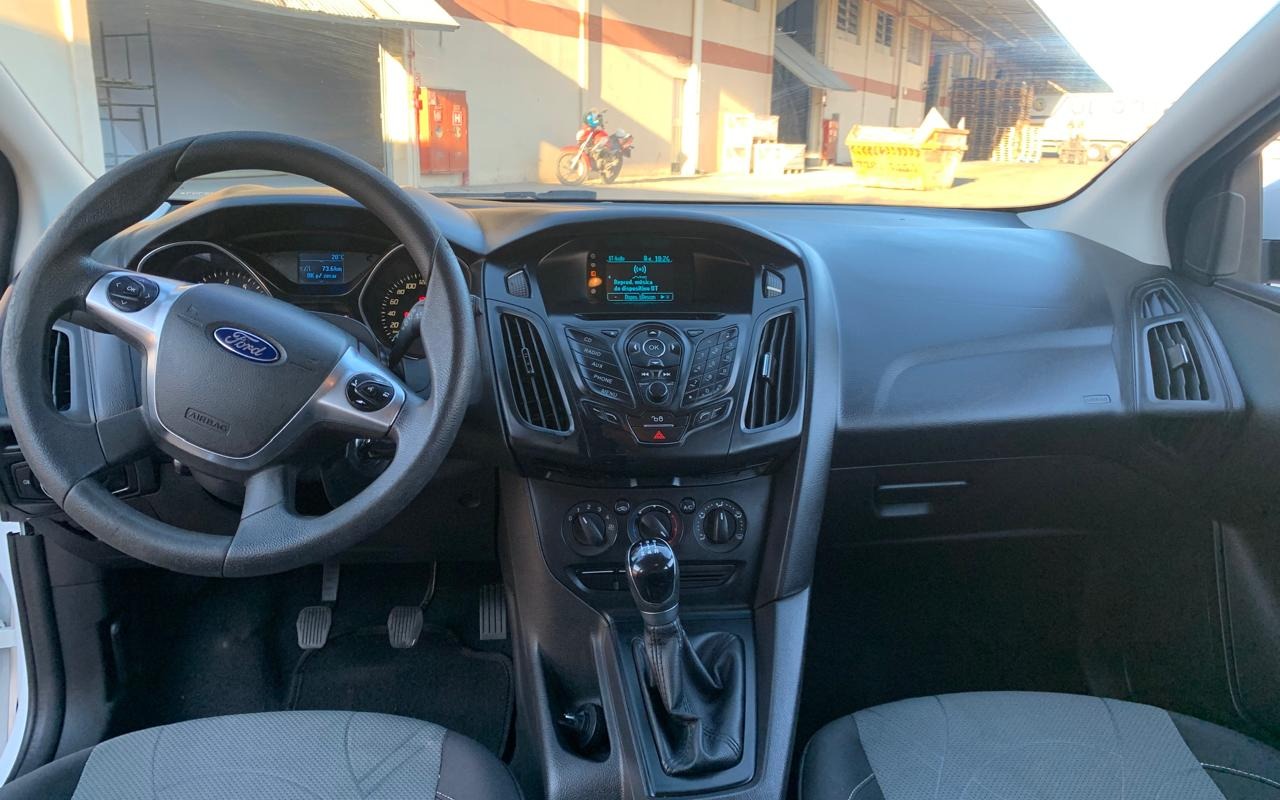 imagem-https://www.socarrao.com.br/sc-vehicle-images-prod/2767894/1785378249103-NC5qcGVn.jpeg