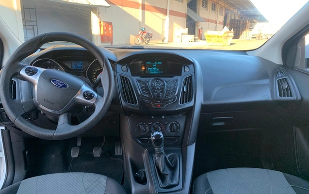 imagem-https://www.socarrao.com.br/sc-vehicle-images-prod/2767894/1785378249103-NC5qcGVn.jpeg