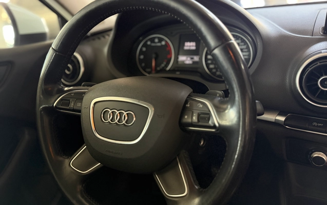 imagem-https://www.socarrao.com.br/sc-vehicle-images-prod/2767938/1784601735225-2cd015bc-f7ec-4ffe-b13a-39f38ed6b188.jpg