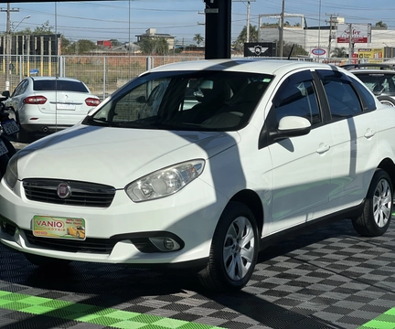Fiat Siena 2014 Branco — foto 1 de 3