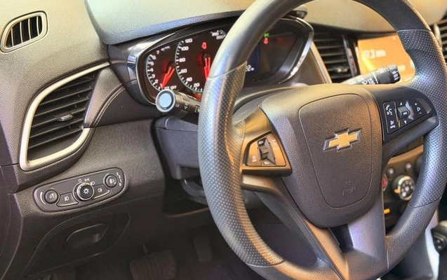 imagem-https://www.socarrao.com.br/sc-vehicle-images-prod/2775631/1785156082831-8251029_17_B_40f495200e.jpeg