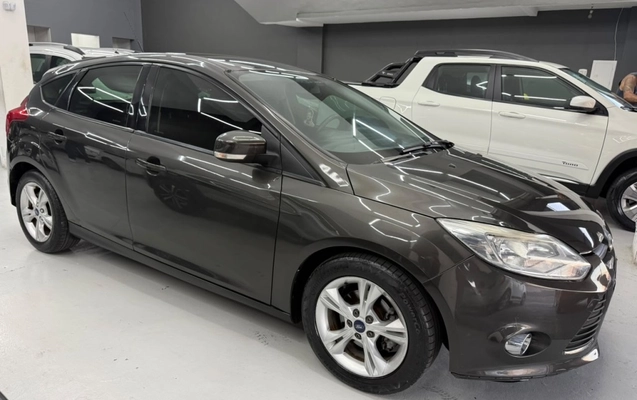 imagem-https://www.socarrao.com.br/sc-vehicle-images-prod/2775750/1784636080652-6_053803.jpg