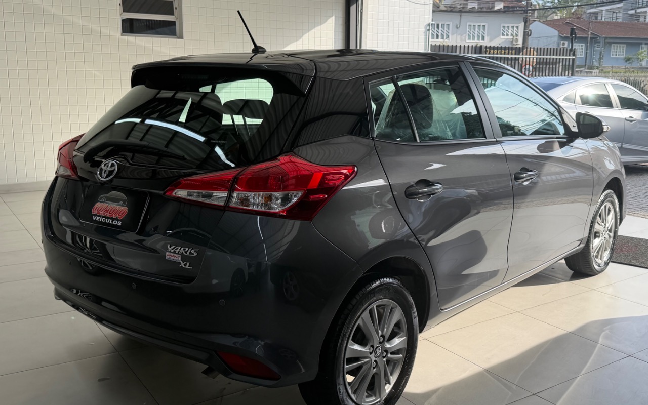 imagem-https://www.socarrao.com.br/sc-vehicle-images-prod/2776114/1784638101415-SU1HXzA2NzUuanBlZw.jpeg