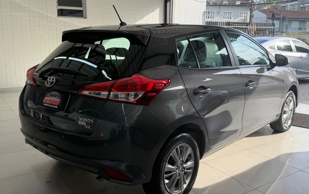 imagem-https://www.socarrao.com.br/sc-vehicle-images-prod/2776114/1784638101415-SU1HXzA2NzUuanBlZw.jpeg