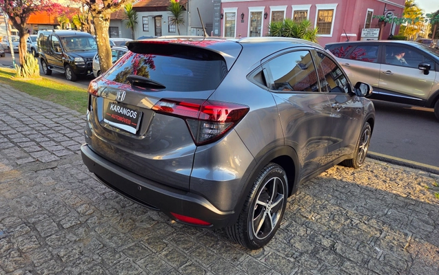 imagem-https://www.socarrao.com.br/sc-vehicle-images-prod/2776195/1784638630207-3102f095-b512-412f-b6f4-dfa8d634bbbb.jpg