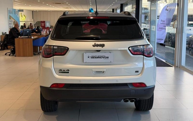 imagem-https://www.socarrao.com.br/sc-vehicle-images-prod/2776214/1784638483526-8293722_4_B_c4e7acede8.jpeg