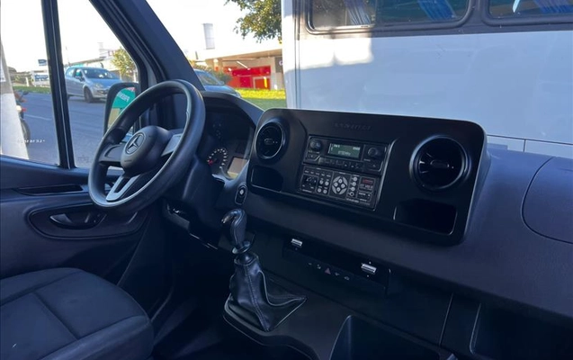 imagem-https://www.socarrao.com.br/sc-vehicle-images-prod/2776233/1784638620864-FLA-6H49_05.jpg