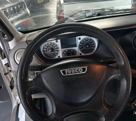 imagem-https://www.socarrao.com.br/sc-vehicle-images-prod/2776243/1784640285804-7960537_0_B_7083cdb117.jpeg