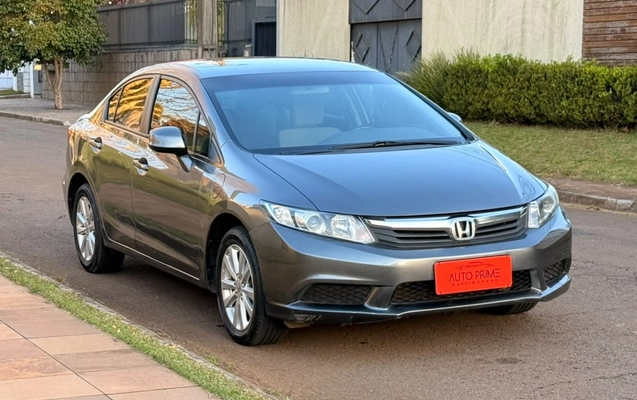 imagem-https://www.socarrao.com.br/sc-vehicle-images-prod/2776400/1784639556166-1_101158.jpg