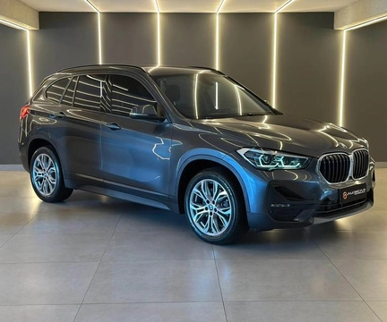 Bmw X1 2021 Cinza — foto 1 de 3