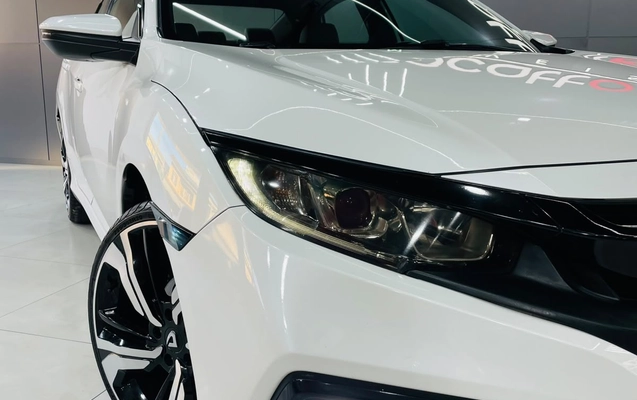 imagem-https://www.socarrao.com.br/sc-vehicle-images-prod/2776583/1784640577828-003_7ce1a7be15e72fb81a5ec6856fdeeb5d.jpeg