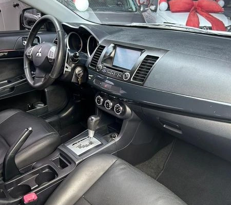 imagem-https://www.socarrao.com.br/sc-vehicle-images-prod/2776622/1789560158906-7841147_11_B_3d871a8a41.jpeg