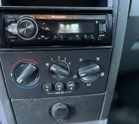 imagem-https://www.socarrao.com.br/sc-vehicle-images-prod/2776638/1789560232380-7518470_15_B_a5b5afb528.jpeg