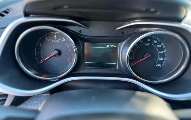 imagem-https://www.socarrao.com.br/sc-vehicle-images-prod/2776729/1784641356402-8299160_11_B_66da76b60d.jpeg