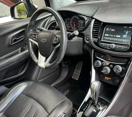 imagem-https://www.socarrao.com.br/sc-vehicle-images-prod/2776756/1789560396305-7908827_9_B_71e5d57620.jpeg