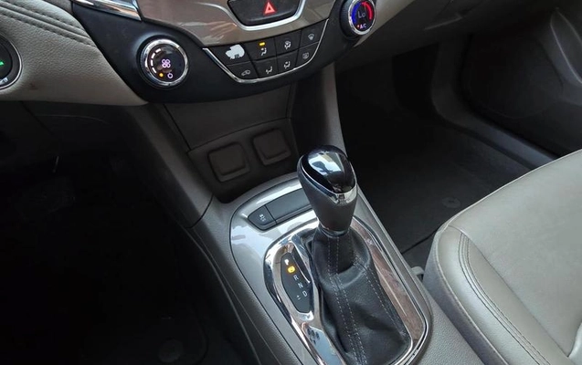 imagem-https://www.socarrao.com.br/sc-vehicle-images-prod/2776833/1790108716744-8293522_8_B_7f237a3f5b.jpeg