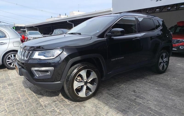 imagem-https://www.socarrao.com.br/sc-vehicle-images-prod/2776938/1788976514303-8299213_0_B_b8d7704c5d.jpeg