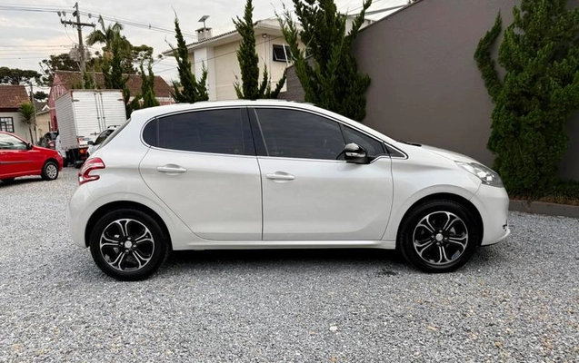 imagem-https://www.socarrao.com.br/sc-vehicle-images-prod/2777006/1787945608229-8299463_3_B_a94642bf10.jpeg
