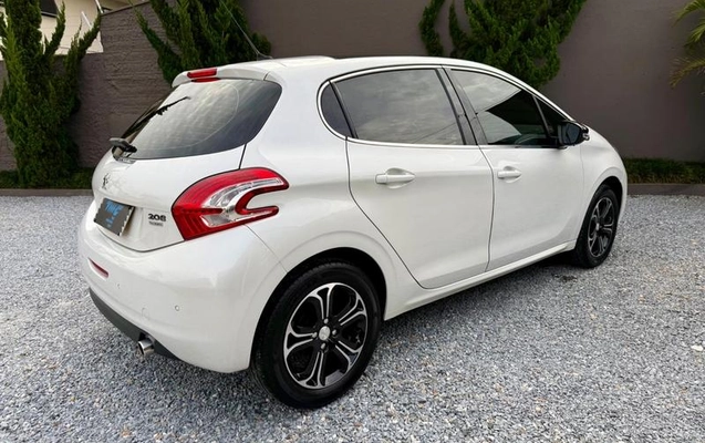 imagem-https://www.socarrao.com.br/sc-vehicle-images-prod/2777006/1787945608231-8299463_4_B_dcdf0d3d4a.jpeg