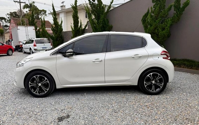 imagem-https://www.socarrao.com.br/sc-vehicle-images-prod/2777006/1787945608237-8299463_7_B_3b39043571.jpeg
