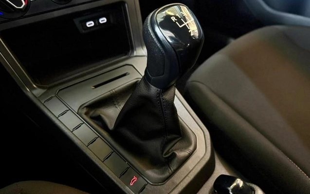 imagem-https://www.socarrao.com.br/sc-vehicle-images-prod/2777017/1790787077169-8278409_13_B_29888e62ea.jpeg