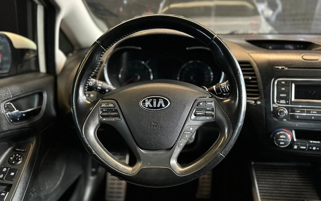 imagem-https://www.socarrao.com.br/sc-vehicle-images-prod/2777030/1784643220141-6_110635.jpg