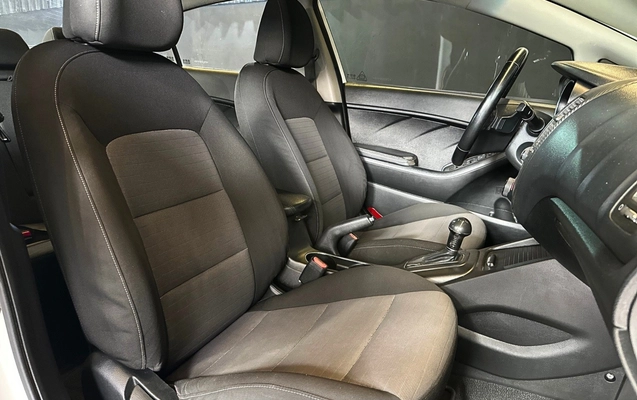 imagem-https://www.socarrao.com.br/sc-vehicle-images-prod/2777030/1784643220148-9_110636.jpg