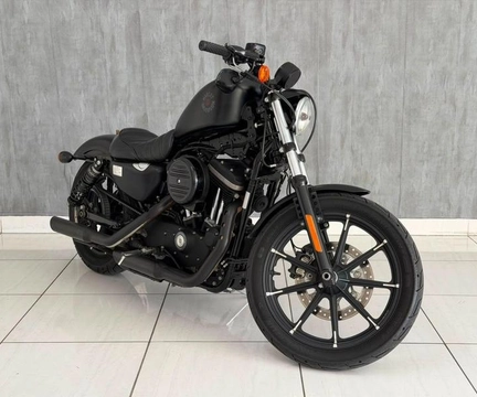HARLEY-DAVIDSON XL 883N IRON 2020 Preto — foto 1 de 3