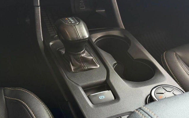 imagem-https://www.socarrao.com.br/sc-vehicle-images-prod/2777156/1788378614268-8296231_13_B_0a1d8bc785.jpeg