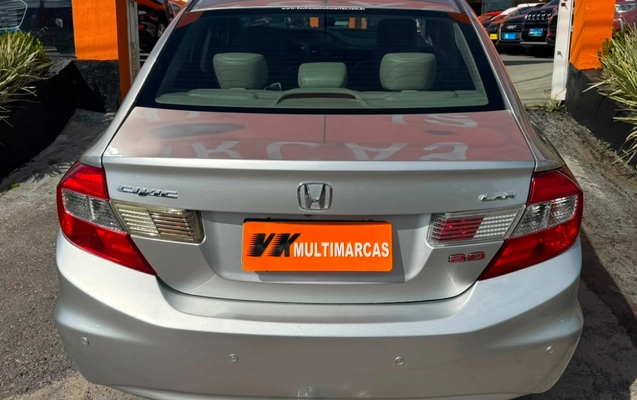 imagem-https://www.socarrao.com.br/sc-vehicle-images-prod/2777159/1784643796415-V2hhdHNBcHAgSW1hZ2UgMjAyNi0wNy0yMSBhdCAxMS4wMy4wMyAoMSkuanBlZw.jpeg