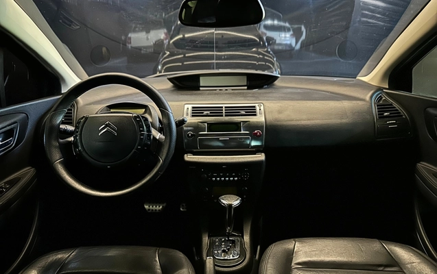 imagem-https://www.socarrao.com.br/sc-vehicle-images-prod/2777224/1784644296659-8_105834.jpg